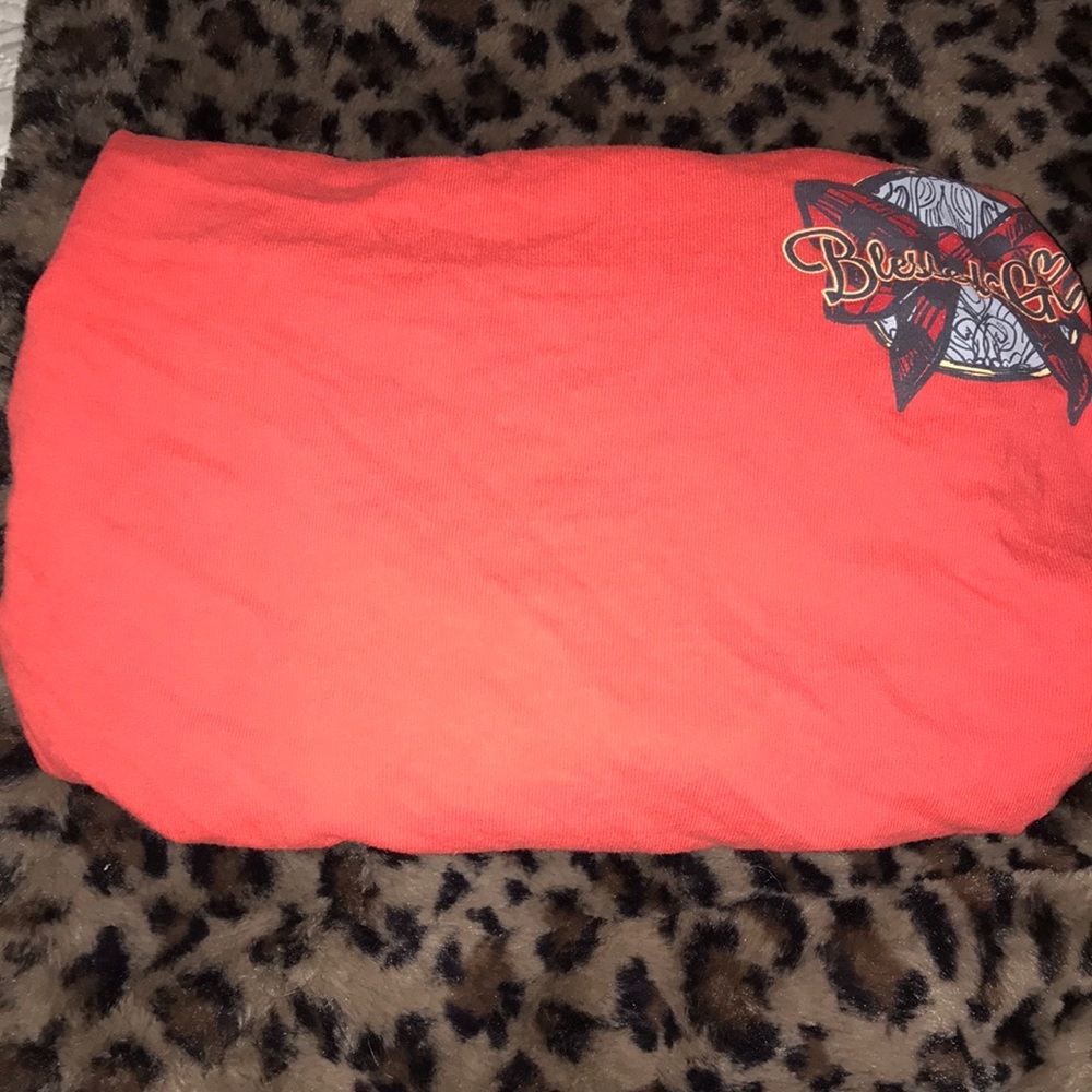 medium but fits like a large